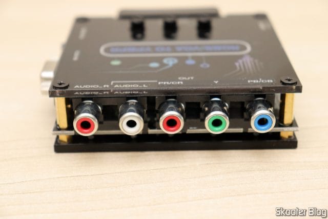 Saída de Vídeo Componente e Áudio Estéreo no Conversor de RGBS VGA e SCART para Video Componente YPbPr.