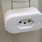 Tomada Inteligente WiFi Tuya 16A em funcionamento.