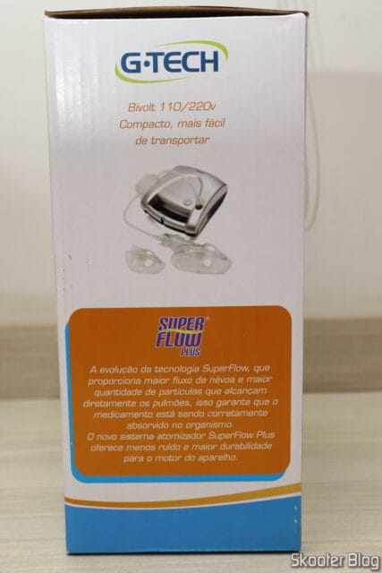 Inalador e Nebulizador G-Tech Nebcom V, em sua embalagem.