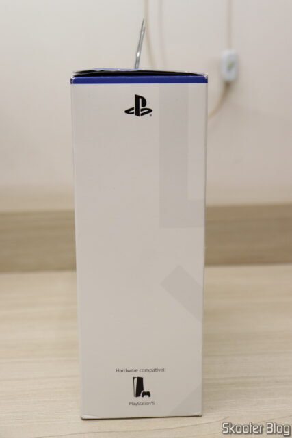 Controle Sony DualSense Midnight Black - PS5, em sua embalagem.