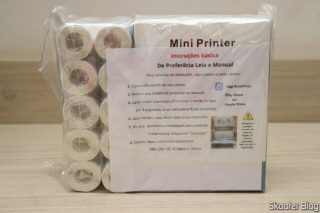 Mini Impressora Térmica Portátil Sem Fio Bluetooth 200dpi Azul + 10 Rolos Papel Adesivo Térmico, em suas embalagens.