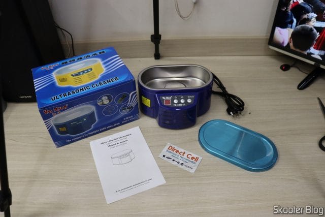 Yaxun YX-3060, com sua embalagem e manual.