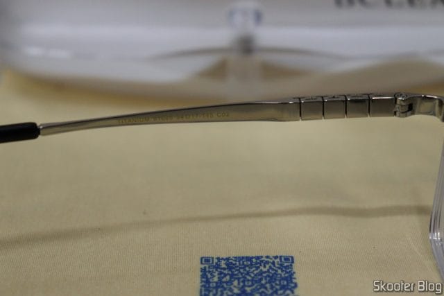 Detalhe da haste dos Óculos de Grau BCLEAR com Lentes 1.67 do AliExpress